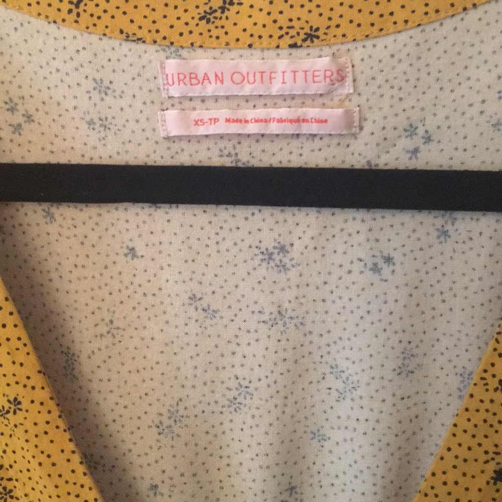 UO Button Front Top - Picture 2 of 3